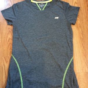 Marika Tek Dry-wik Gray Run/Hike T-shirt Size S